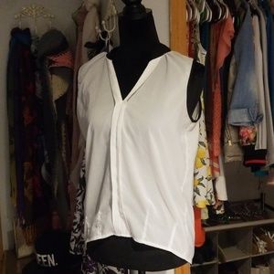 White sleeveless blouse